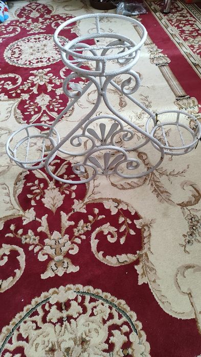 Для домашних цветов продам