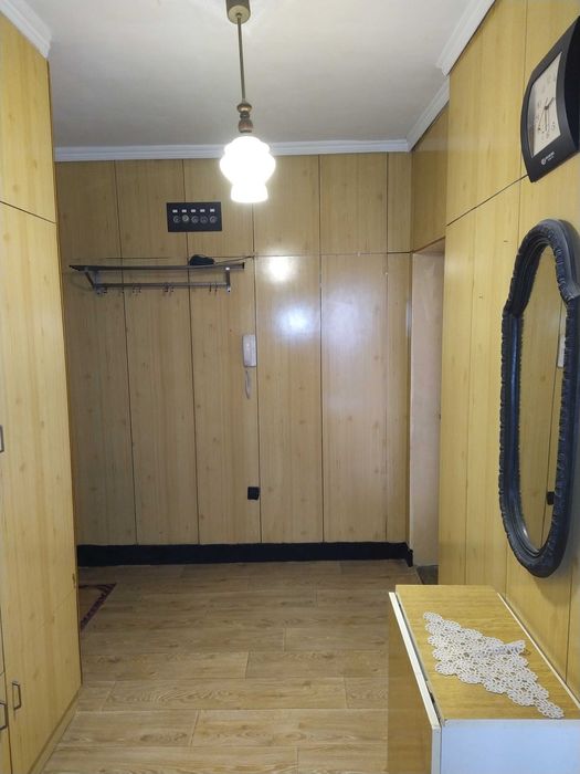 Продава се Многостаен апартамент в Силистра, Център - 110 кв.м за 556 €/кв.м - Снимка #16