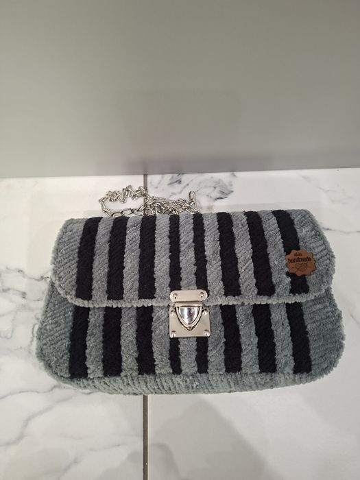 Чантички от плюшена прежда