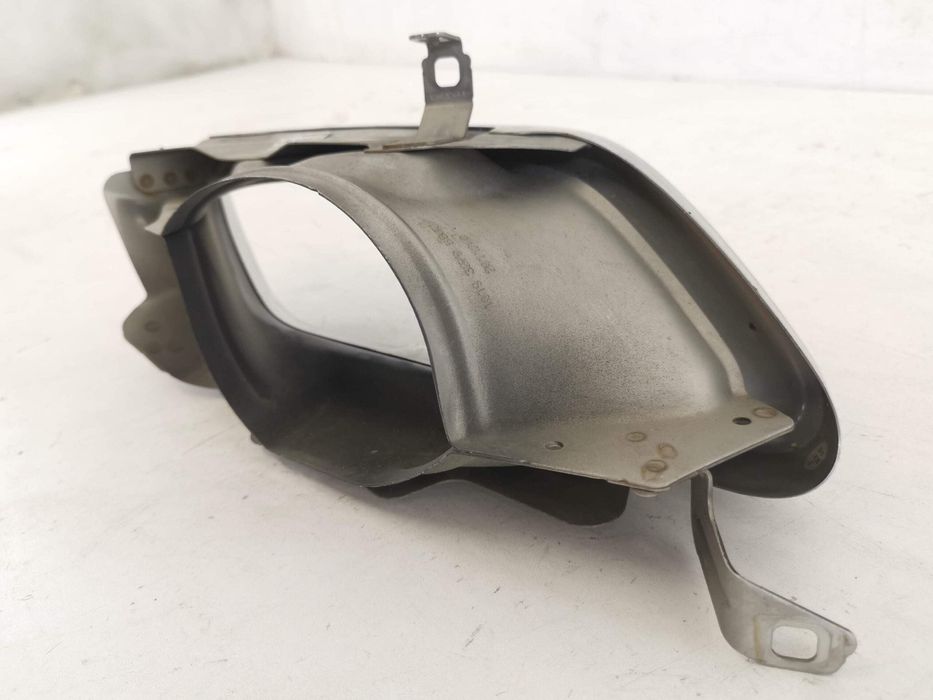 Орнамент Тръба Отвеждане Ляво BMW Серия 8 G14/G15/G16 Оригинален В Доб