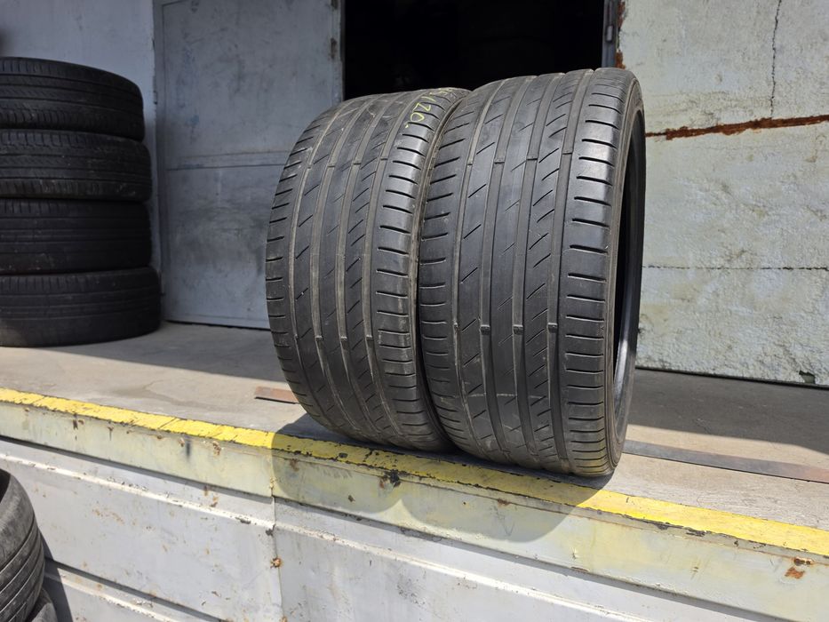 2 бр. летни гуми 275/35/20 Kumho DOT 0420 4-5 mm