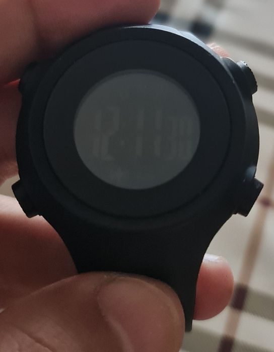 Наручные подростковые электронные часы