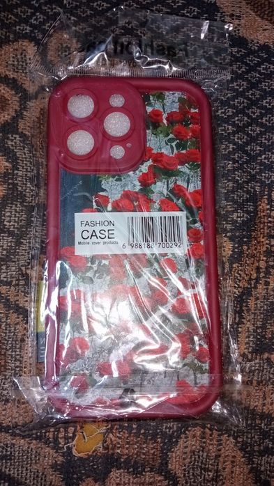 Продам новый чехол.