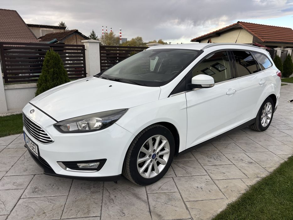 FORD Focus 2015 — imagine 3