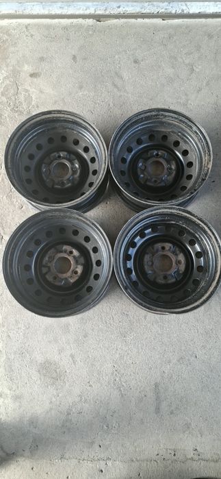 Диски 4шт R14 4×114.3 ET35 5J