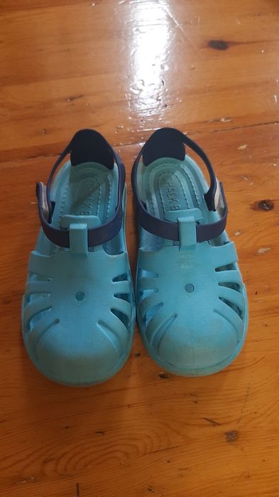 Детская обувь для мальчика.