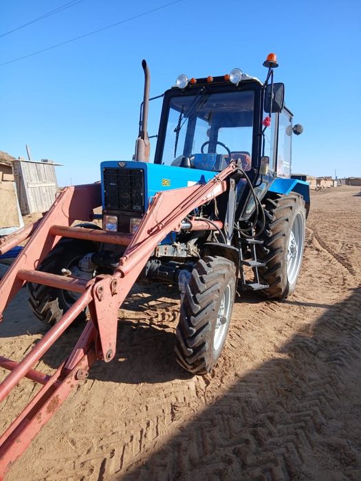 Трактор колесный Беларус 82.1