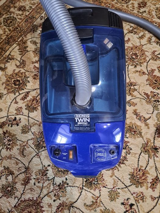 Продается моющий пылесос ,THOMAS