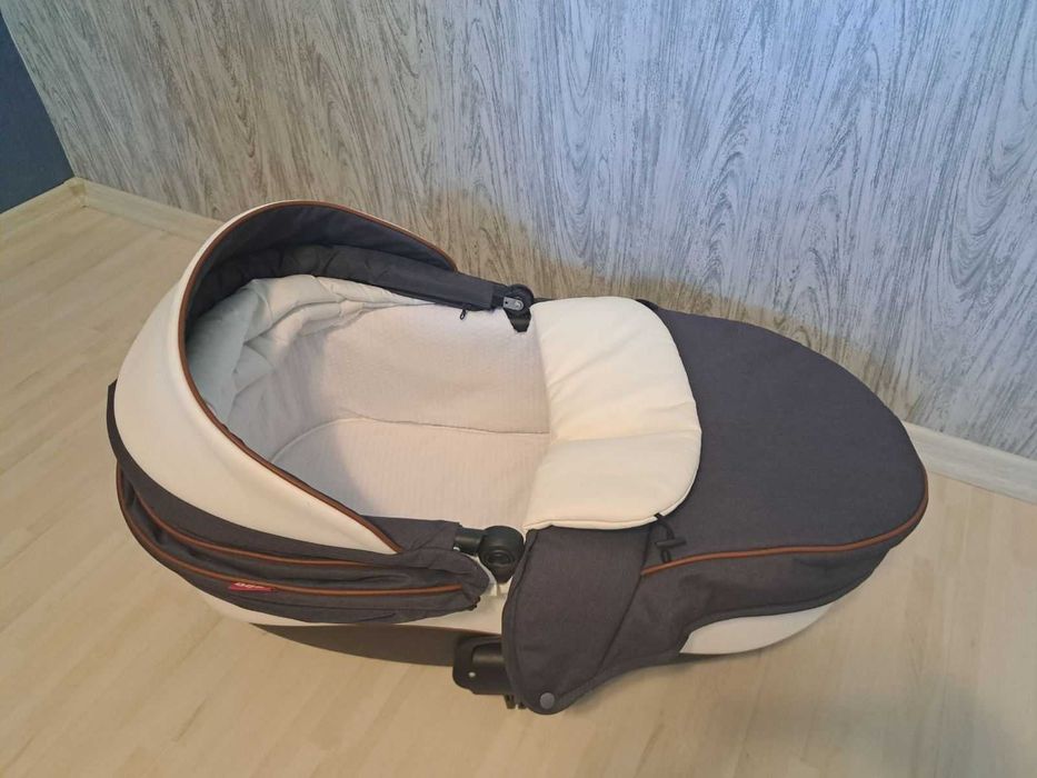 Продавам  бебешка количка-Buba forester 3в1 Графит-много добра!