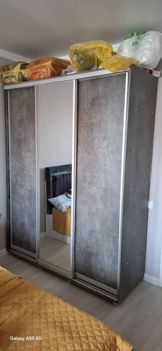 Продаются Шкаф купе б/у