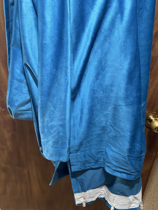 Готовые  шторы  срочно продам