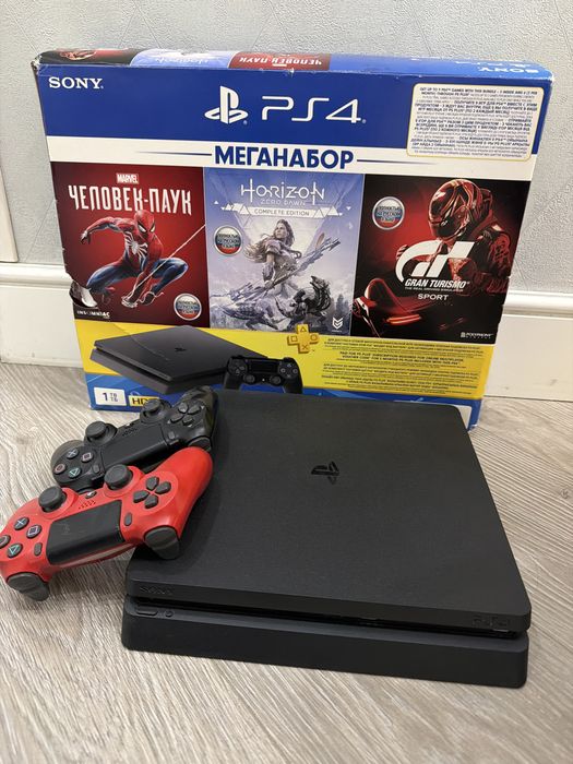 Sony PlayStation 4 Slim 1TB + 2 джойстика