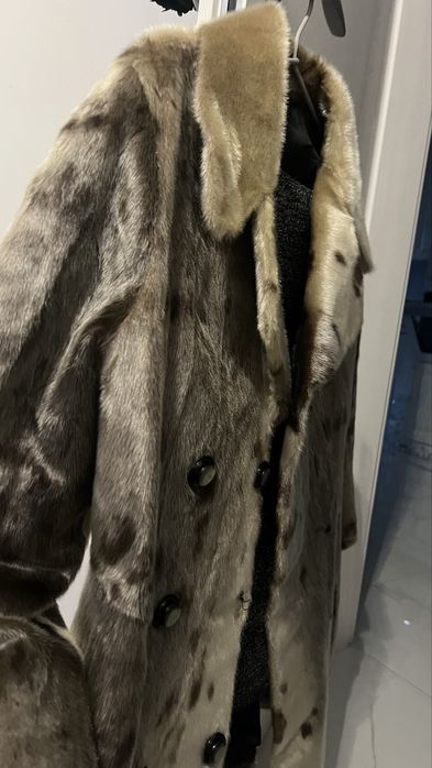 Haina blana foca argintie