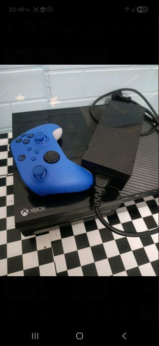 Xbox one с 4 игри и кабел