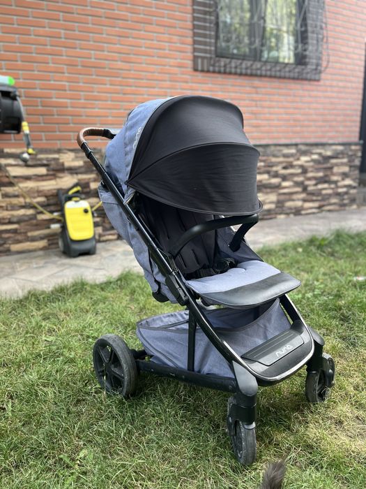 Продам прогулочную коляску Nuna Demi Grow