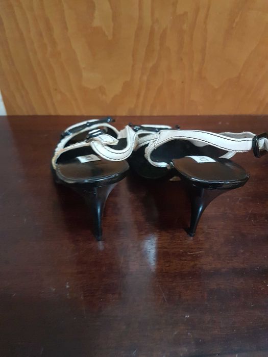 Дамски официални обувки .DUNE.    Karol - Lace. Peeptoe Slingback.