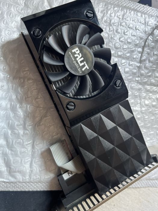 Видеокарта GT640 Palit