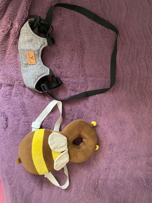 Коланче за прохождане Cangaroo и предпазна раничка за прохождащо