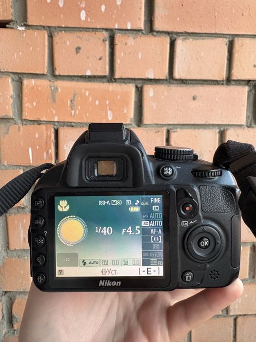 Продам Nikon D3100