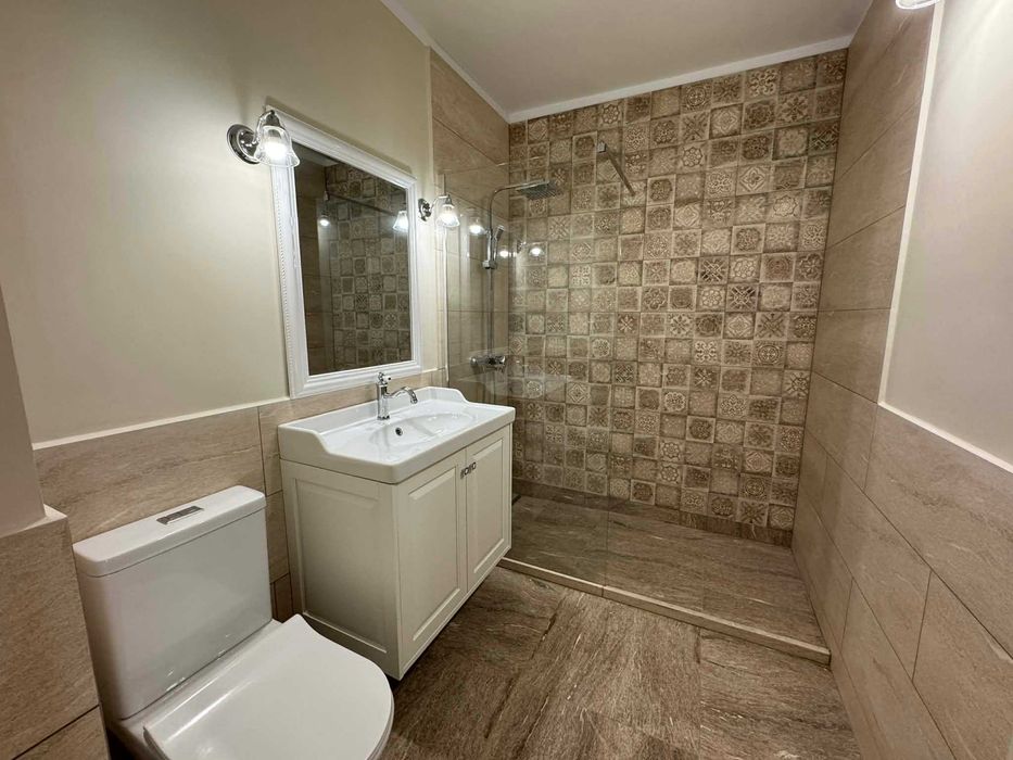 Продава се Двустаен апартамент в Велико Търново, Център - 78 кв.м за 967 €/кв.м - Снимка #7