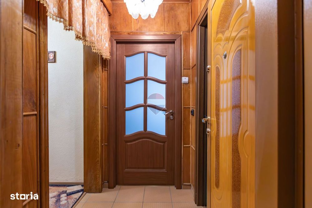 Apartament cu 2 camere decomandate strada Progresului zona Cascada