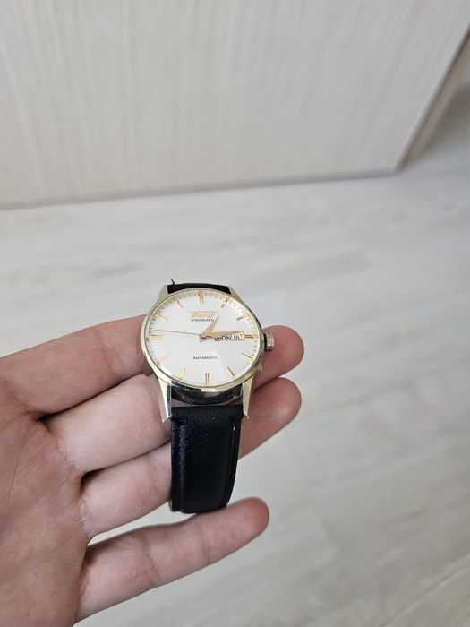 Часы Швейцарские Tissot Original механика продам срочноСостояние идеал
