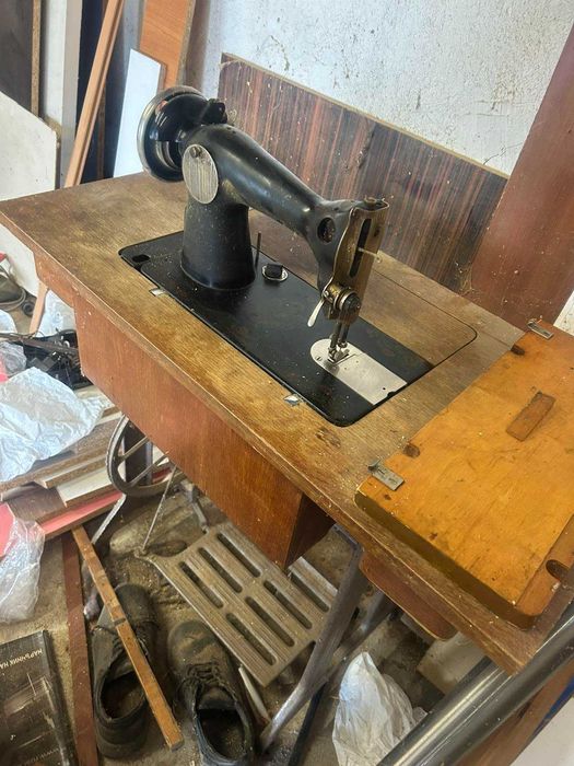 Стара Шевна машина