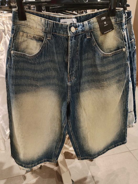 Дънки дълги, летни и черен официален панталон