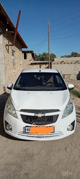 Chevrolet spark 2015