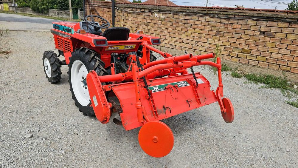 Японски трактор Kubota L1-185D, 18 кс, 4х4 с фреза - АграБГ Джолев