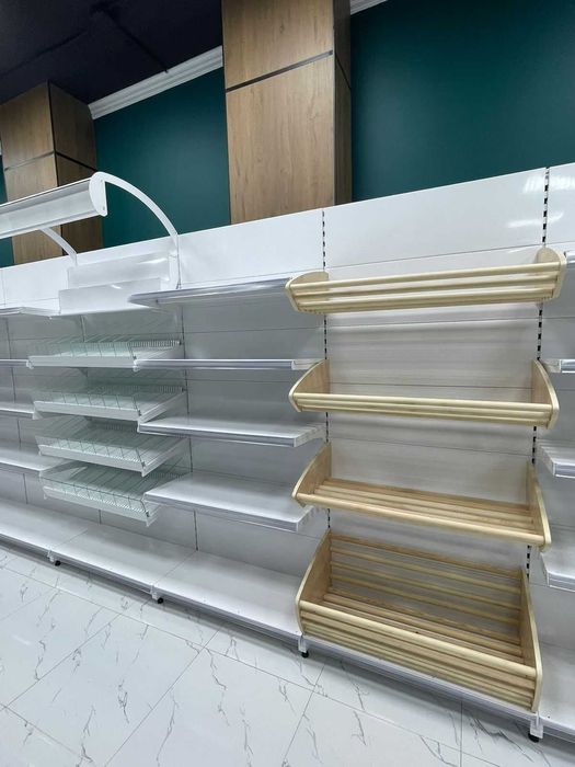 Металлические пристенные  Полки Торговые Ветрины Стелажи для магазина