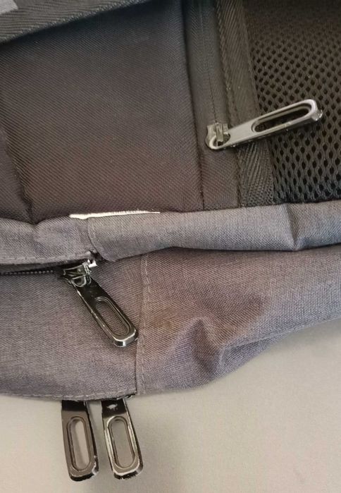 Ghiozdan, rucsac, caiete