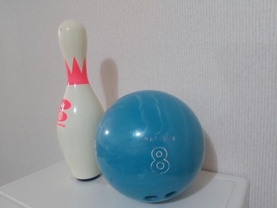 Продаётся шар боулинг и кегля