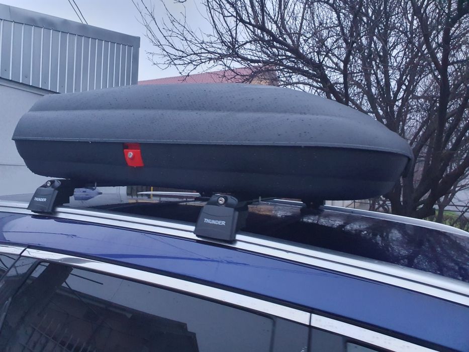 Vând cutie portbagaj auto Artplast, volum 320 L.