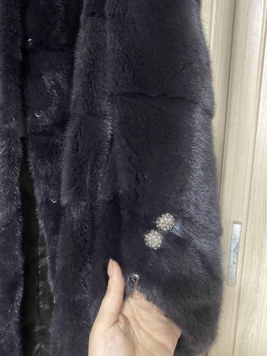 Продам шубу новую 44 размер