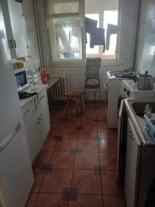 Inchiriez ap 2 camere