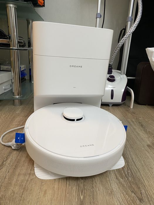 Робот пылесос, от компании «Dream»