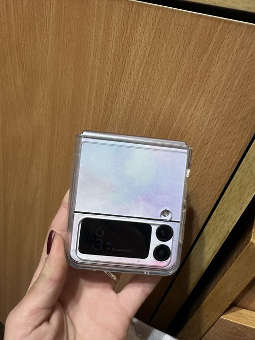 Samsung galaxy Z Flip3 5G