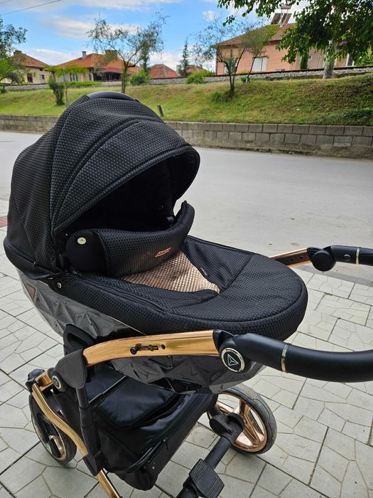 Бебешка количка Junama Diamond 2 в 1