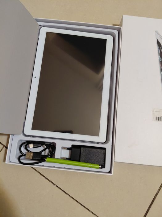 Tablete pc noi la cutie