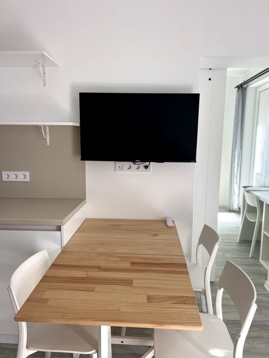 Дава се под наем Тристаен апартамент в Варна, Бриз - 90 кв.м за 900 € - Снимка #8