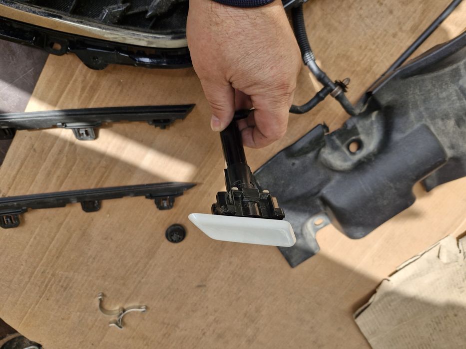 Grila proector Toyota rav4 2024