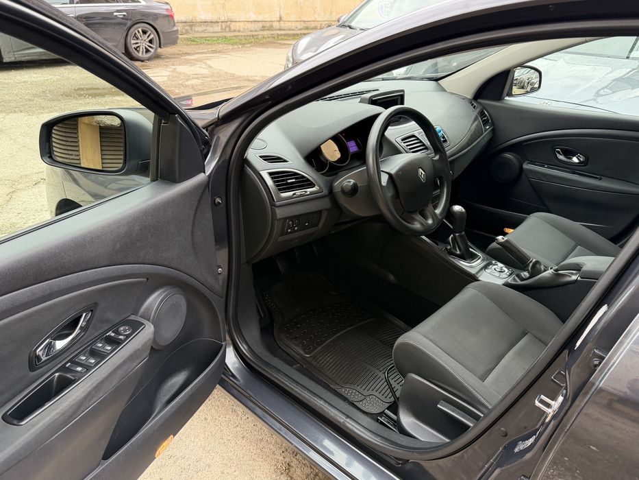 Renault Megane 3 Grandtour 1.5 dCi 90CP 2013 Navi Rate Buy-Back