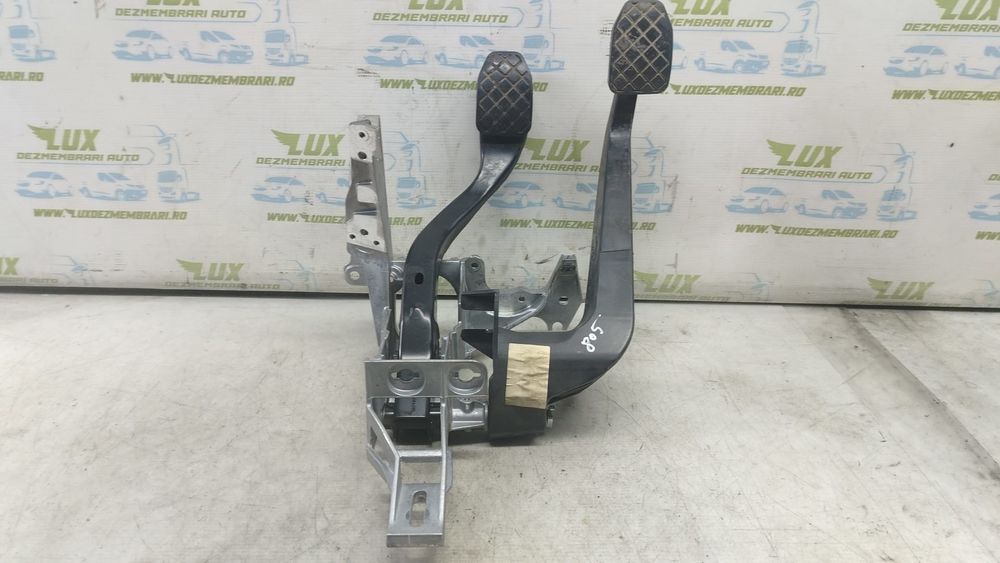 Pod pedalier pedale 8e1721117d 2.0 tdi CAGC Seat Exeo 1 (2009 - 2012)
