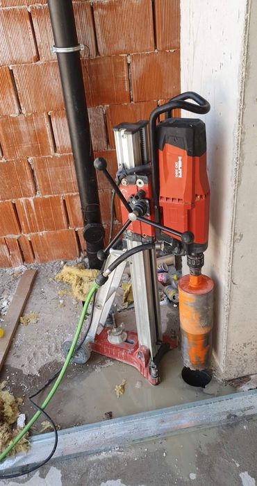 Oferim servicii de carotare cu echipamente de ultima generatie Hilti.