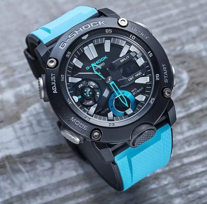 оригинален Casio G-Shock GA-2000-1A2ER