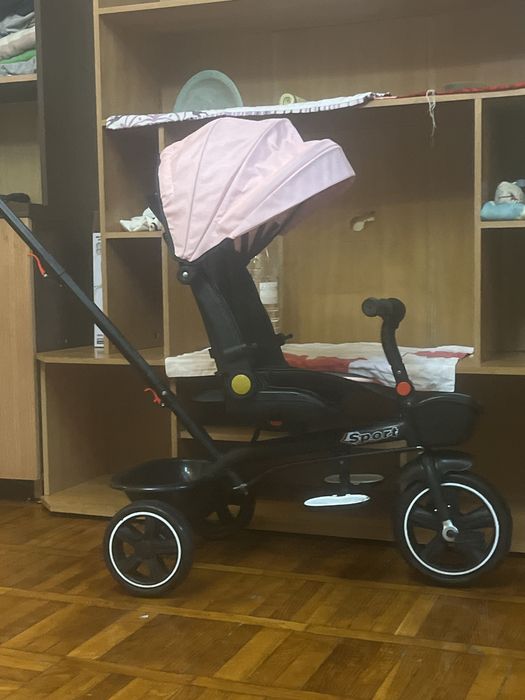 Vand trotreta de copii e de fete