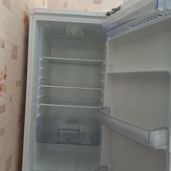 Продам холодильник Beko