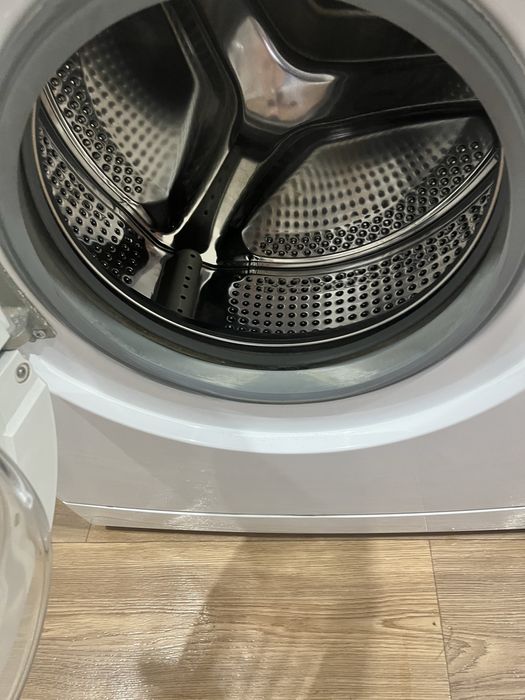 Продам стиральную машину