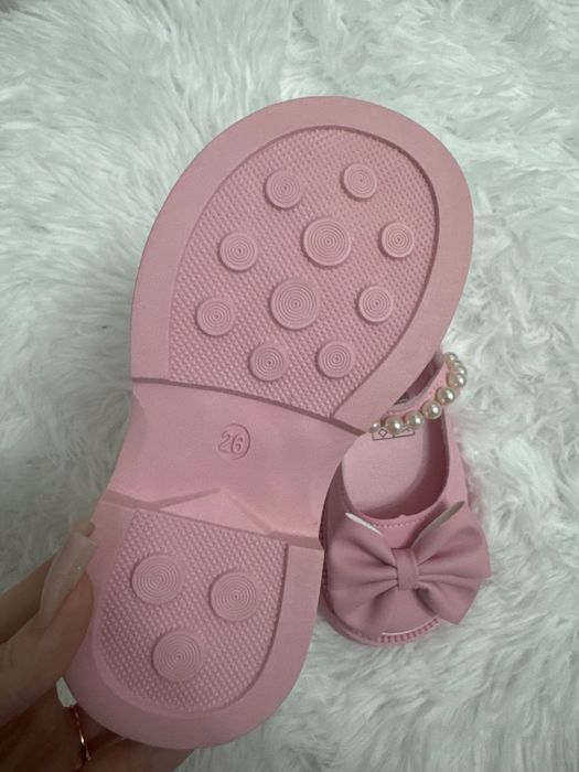 Детские туфли новые